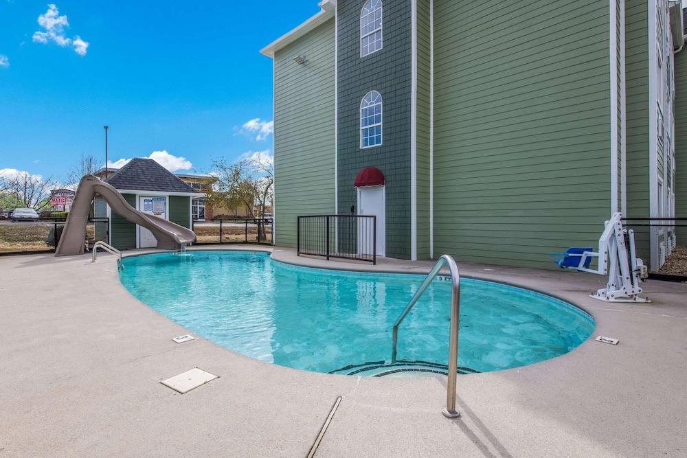 Econo Lodge Sevierville / Pigeon Forge Esterno foto